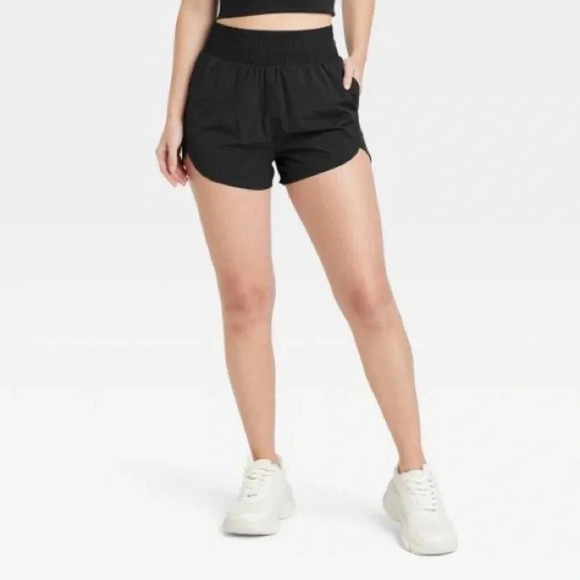 all in motion solid lined black crinkle  shorts - Picture 2 of 11